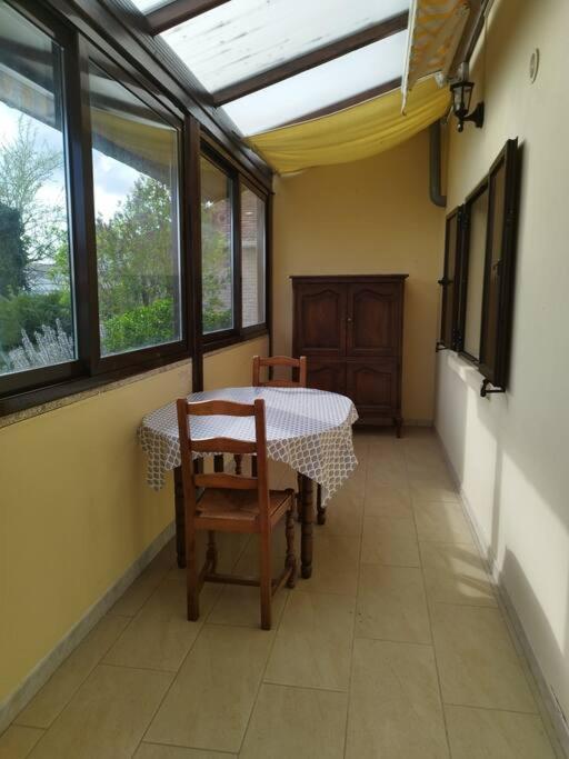 L'Hirondelle Du Faubourg Villa Bar-sur-Aube Bagian luar foto